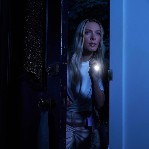 SABRE Stun Gun with LED Flashlight Personal Safety Device-5
